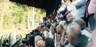 Cinque sostituzioni, i numeri fissi e un’idea romantica di calcio