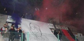 Amatori / Tifoso cade dagli spalti, le squadre sospendono il match. Si rigiocherà