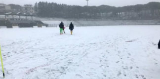 Nel gelo del “Pianigiani”, fra San Donato Tavarnelle e Rignanese vince la neve: il video