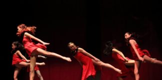 “Danza Donna” al Teatro Niccolini, un pomeriggio di emozioni (contro la violenza) con Sancaballet