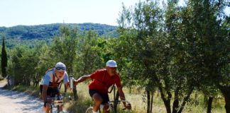 Fra borghi e vigneti: domenica si corre La Certosina, ciclostorica fra Firenze e il Chianti