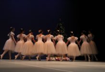 Lo Schiaccianoci e l’incanto di Čajkovskij: il saggio del Centro Danza Chianti al Niccolini