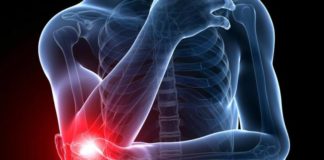 Gomito del tennista, cosa è e come si cura? Ecco le istruzioni… per l’uso