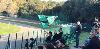 La meraviglia degli otto (8!) ultras del Tuttocuoio sugli spalti del “Pianigiani” a Tavarnelle