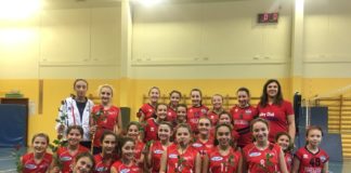 Under 12 Chianti Volley, brusco stop: ma che belle le ragazze in rosso contro la violenza!