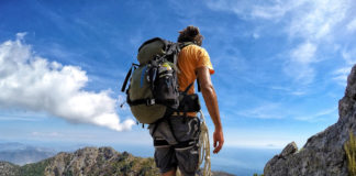 “… Il peso dello zaino è proporzionale al peso della paura che ci portiamo dietro… “