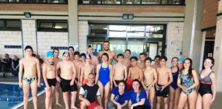 Sport e stili di vita: dibattito e applausi per Filippo Megli e Cecilia Camellini. E nuotata finale