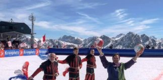 Il calcio storico nella magia delle Dolomiti: con il “pallaio” grassinese Andrea Borgonetti