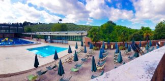 L’estate adesso… è completa: Piscina del Chianti scoperta e corsi per i bambini