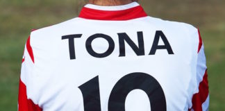 Elisabetta Tona saluta il calcio giocato: la Florentia San Gimignano ritira il suo numero 19