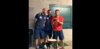 VIDEO / San Donato Tavarnelle, in preparazione bistecca sulla griglia e karaoke per tutti
