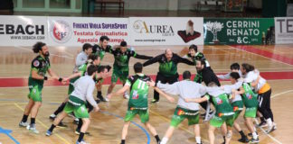 Pallamano Tavarnelle, prestazione super e vittoria su Sassari 4° in classifica: 29-28 per i chiantigiani