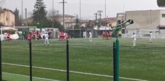 Il Cerbaia batte la Ginestra (3-2) e vola in testa (a +6). Ma nel riscaldamento choc-Lari