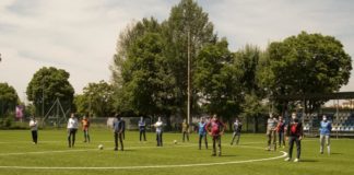 Il flash mob delle società sportive fiorentine: “Ci siamo, tutti insieme per il nostro futuro”