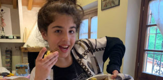 Voglia improvvisa di dolce? Ve la facciamo passare con il Ciambellone della “Sissi”