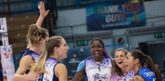 Il ritorno in campo dopo mesi senza volley è dolcissimo per Il Bisonte: passato il primo turno di Supercoppa