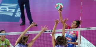 Il Bisonte sfiora un’altra impresa: Novara rimonta, vince al tie break e passa il turno di Supercoppa