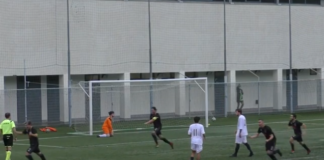 Il rigore di Capparelli fa esplodere al 95′ il Lebowski: 2-1 in rimonta sul Galluzzo, qualificazione centrata