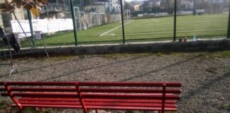 Impruneta Tavarnuzze: una panchina rossa allo stadio contro la violenza sulle donne