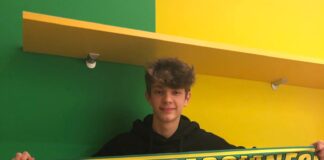 Duccio Conticelli: super tifoso della Sancascianese, si dipinge la camera di gialloverde