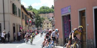 FOTOGALLERY / Grassina e il Giro d’Italia, il passaggio ‘in rosa’ lungo la chiantigiana