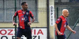 Il record di Enrico Ruggeri: in campo in Serie D a 64 anni (per 9 minuti, con la maglia numero 10, accanto a Maicon)