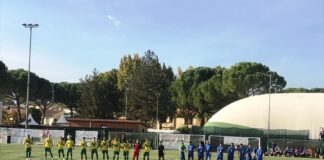 Il Cerbaia sbaglia troppo, la Sancascianese (in 10) strappa il pari in un derby tesissimo