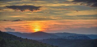 Terra Eroica, pedalare d’autunno sulle strade bianche della provincia di Siena. Ecco come