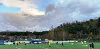 La Sancascianese finisce in 9 contro la Settignanese: schiuma rabbia ma conquista un punto