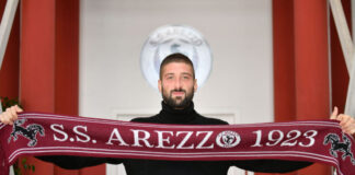 Arezzo, ecco Francesco Frosali vestito di amaranto: ha scelto la maglia numero 77