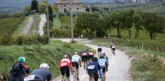L’Eroica 2022 e il suo meraviglioso popolo a pedali: in 8.010 sulle strade bianche