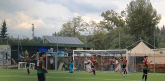 Lebowski-Grassina, spettacolo in tribuna. Sul campo Del Pela e Calbi spingono i grigioneri al primo posto (2-1)