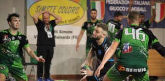 La Pallamano Tavarnelle rimonta fino al -4 poi si arrende a Ferrara: biancoverdi sconfitti 24-35