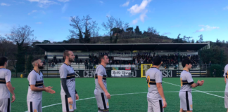 Botta e risposta nel primo tempo: finisce 1-1 tra Lebowski e Calenzano. Grigioneri a -3 dal primo posto