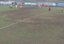 L’attacco del Grassina si inceppa per la prima volta: la Settignanese resiste in dieci per un’ora (0-0)