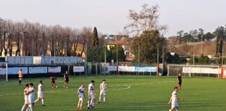 Finale amaro per il Grassina: un rigore (contestatissimo) vale il 2-2 della Settignanese al 95′