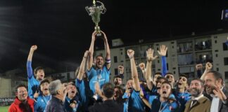 Santucci-gol ai supplementari: l’Antella batte il Lebowski 1-0 e vince la Coppa Italia (davanti a 2.500 spettatori)