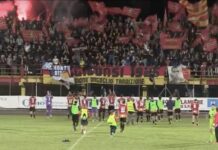 Al Poggibonsi va stretto l’1-1 nel derby ritrovato col Siena. Spettacolo sugli spalti: sold-out da 2500 spettatori