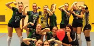 Super Selfie della Vittoria per le ragazze della Terza Divisione della Certosa Volley: semplicemente… top!