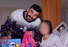 La Fiorentina all’ospedale di Ponte a Niccheri, in visita ai piccoli pazienti, con l’iniziativa Regalo Sospeso