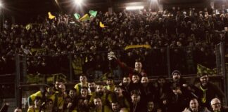 Sancascianese: oggi prima del calcio d’inizio contro il Galluzzo, giro d’onore con la Coppa Toscana