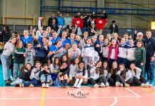 Serie B2, il PalaMontopolo spinge le ragazze del Chianti Volley: 3-2 casalingo alla Pallavolo I’ Giglio
