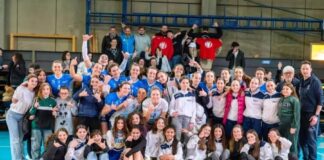 Serie B2, il PalaMontopolo spinge le ragazze del Chianti Volley: 3-2 casalingo alla Pallavolo I’ Giglio