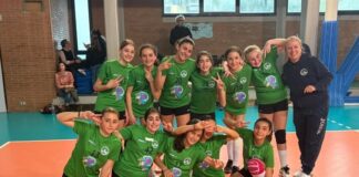 Che belli i sorrisi dell’Under 12 della Certosa Volley! Un 2-1 al Vaiano che vale il… Selfie della Vittoria