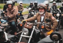 La Gentleman’s Ride fa tappa all’Antella: eleganza e motori per una buona causa