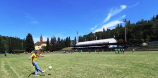 La casa del popolo di Grassina ha aperto il suo campo alla comunità: rugby, calcio, solidarietà