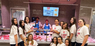 La Volley Ball Greve alle finali nazionali UISP di Rimini: con foto scaramantiche nella Coop grevigiana