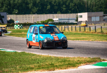 Sesta Piena Racing Team: sul circuito di Pomposa, la mitica Fiat 600 vola fino al terzo gradino del podio