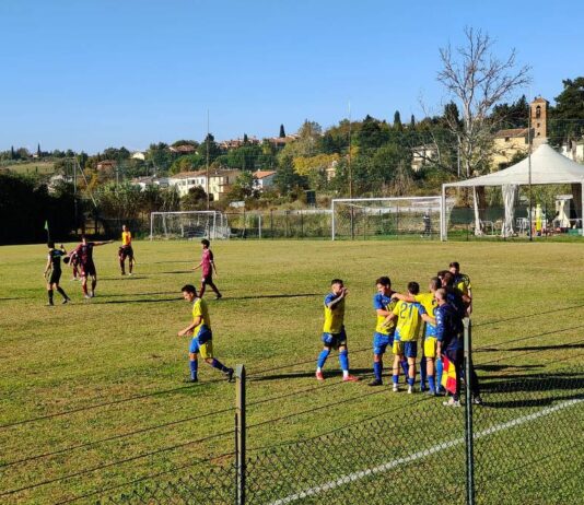 Terza categoria, che spettacolo la volata San Vincenzo a Torri-Vaglia nel girone A!
