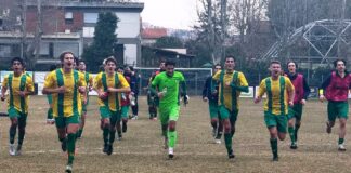 FOTOGALLERY / Sorrisi ed esultanze gialloverdi: che gioia per la vittoria (1-0) sul campo del Castiglioncello